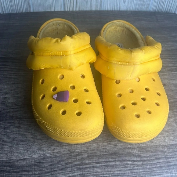 Unisex crocs size women 10 men size 8 - Picture 1 of 6